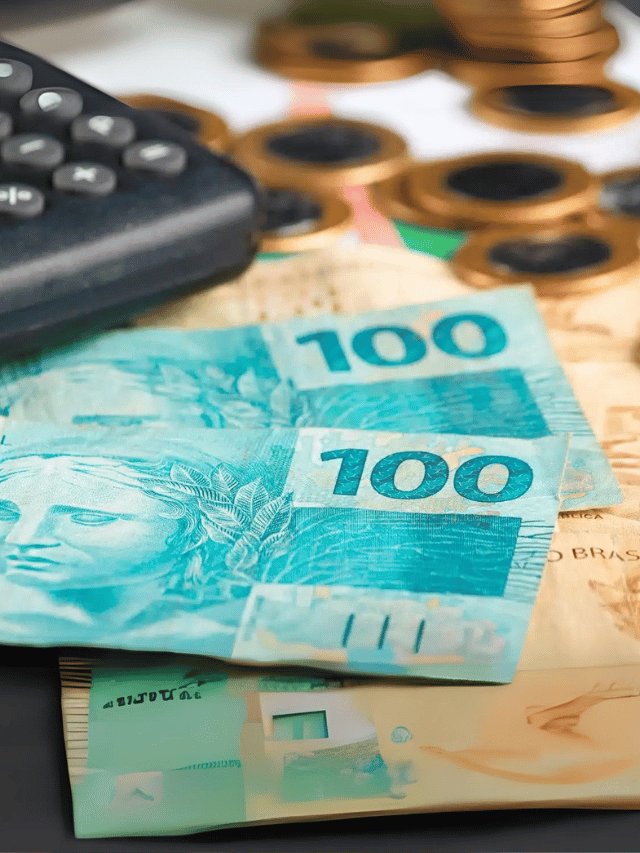 Especialistas explicam como evitar a ARMADILHA do crédito consignado Credtimes Consórcio Empréstimo Seguros Finanças Financiamento investimentos dinheiro Capa Web Stories