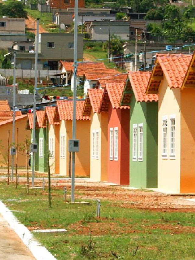 Governo prevê mudanças no Minha Casa, Minha Vida Credtimes Consórcio Empréstimo Seguros Finanças Financiamento investimentos dinheiro Capa Web Stories