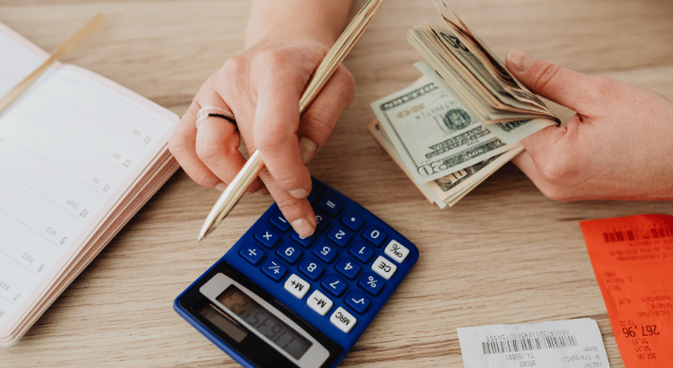 Consórcio Como Funciona e Para Quem Realmente Vale a Pena Credtimes Consórcio Empréstimo Seguros Finanças Financiamento investimentos dinheiro