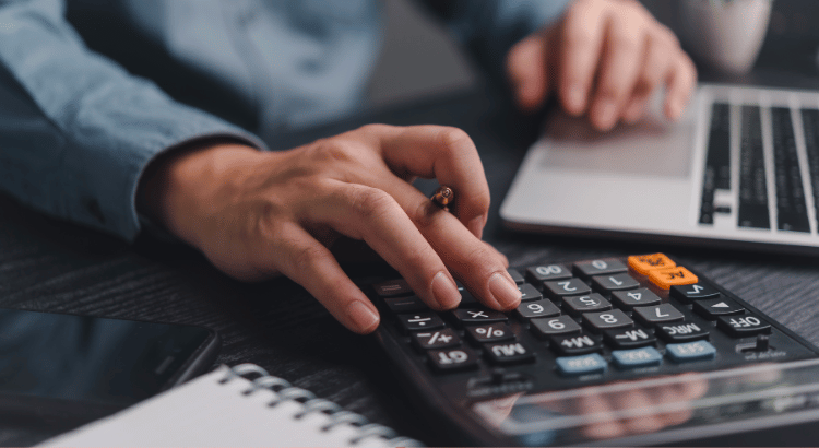 Crédito Consignado Empréstimo Pessoal Qual a Melhor Escolha para Suas Finanças Credtimes Consórcio Empréstimo Seguros Finanças Financiamento investimentos dinheiro