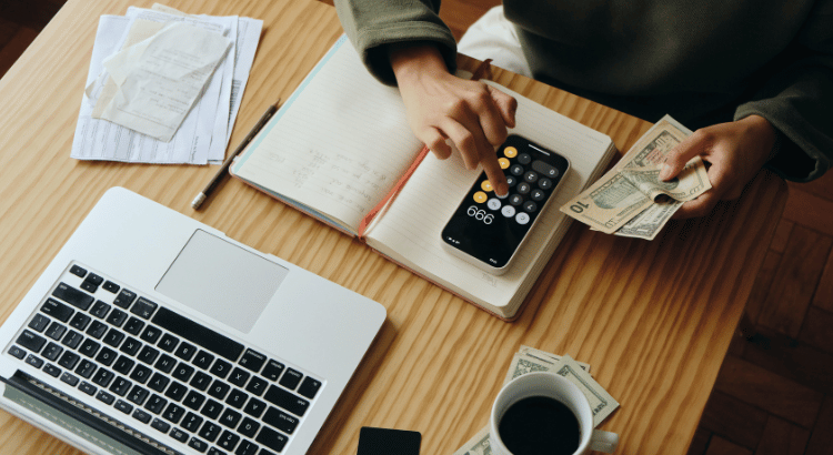 Planejando a Aposentadoria Tesouro Direto ou Previdência Privada Credtimes Consórcio Empréstimo Seguros Finanças Financiamento investimentos dinheiro