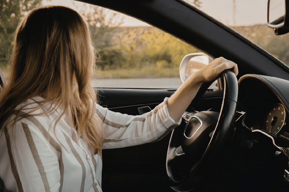 O plano das montadoras para atrair mais mulheres, Credtimes Consórcio Empréstimo Seguros Finanças Financiamento investimentos dinheiro